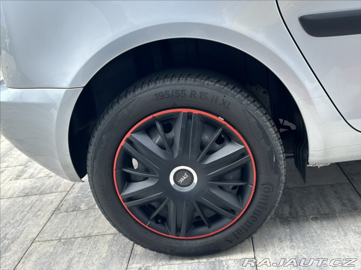 Škoda Roomster 1,2 HTP 69PS  Style 2011