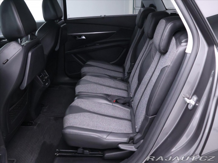 Peugeot 5008 1,6 HDI 88kW Active 7-Mís 2018