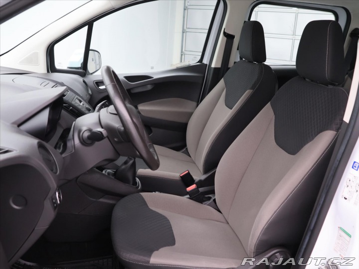Ford Tourneo Courier 1,0 EB 74kW CZ Titanium 1 2017