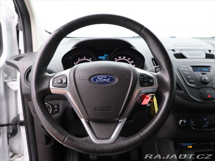 Ford Tourneo Courier 1,0 EB 74kW CZ Titanium 1 2017
