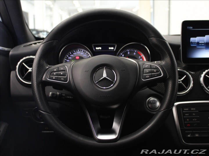 Mercedes-Benz GLA 2,0 250 4Matic Paměť H/K 2016