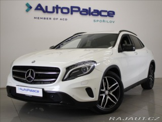 Mercedes-Benz GLA 2,0 250 4Matic Paměť H/K 2016