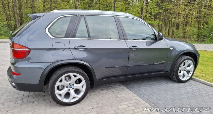 BMW X5 xDrive 180kW pravidelně s 2013