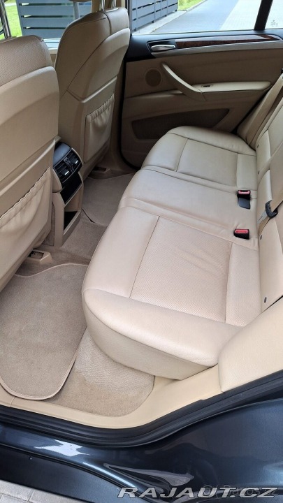 BMW X5 xDrive 180kW pravidelně s 2013
