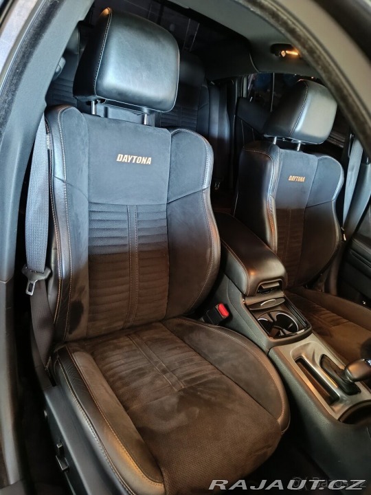 Dodge Charger 6,4   SRT Daytona edition 1800