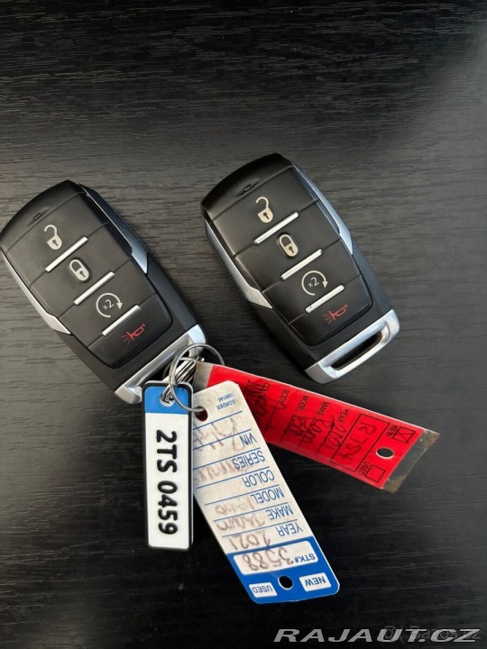 Ostatní značky Ostatní modely RAM 1500 5,7   HEMI BIGHORN 2021 2021