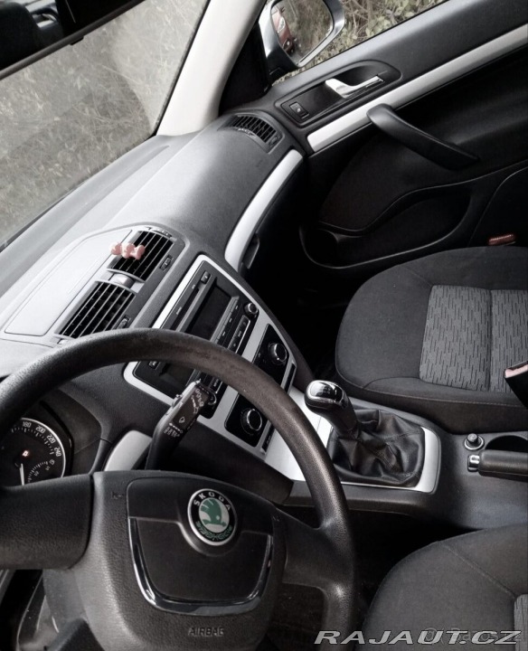 Škoda Octavia 1,8 2009