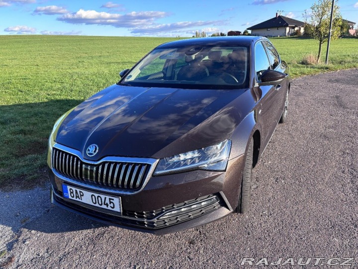 Škoda Superb 2,0   TDi,ČR,L&K,DSG, 1800