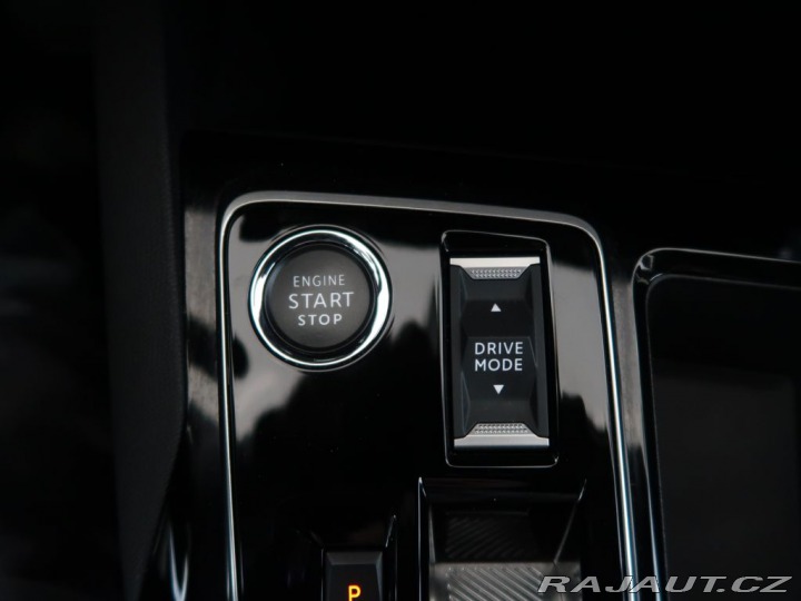 Peugeot 5008 Allure,1.5,BlueHDi,96Kw,C 2024