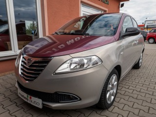 Lancia Y 
