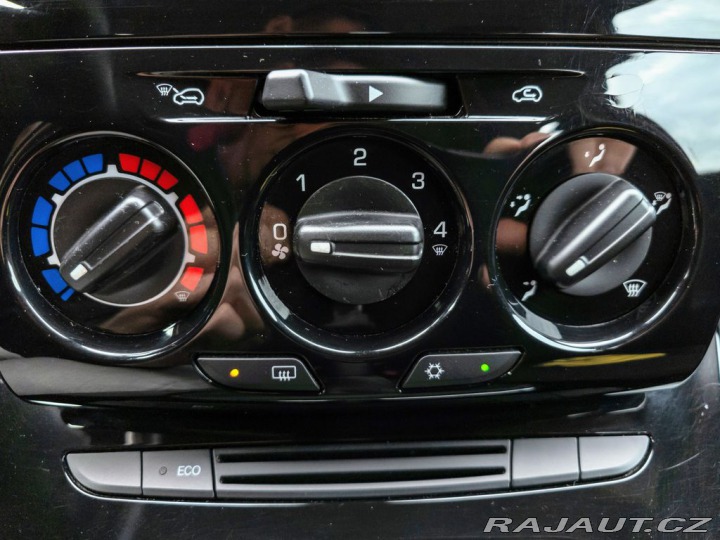 Lancia Y 2012