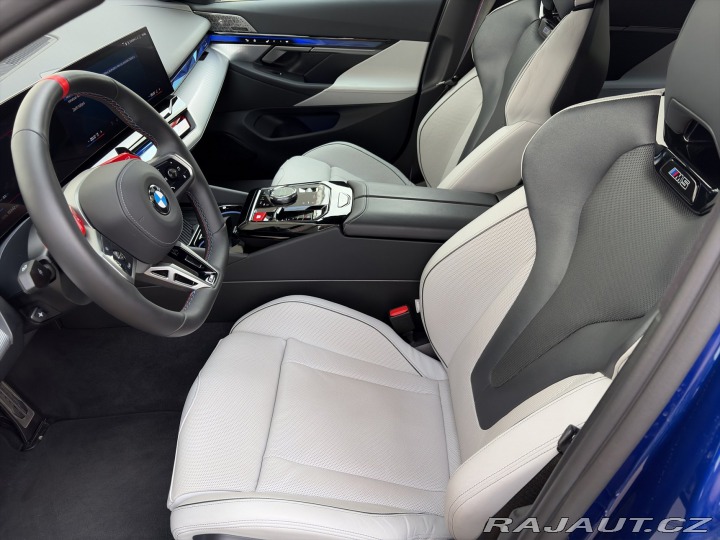 BMW M5 Touring 2025