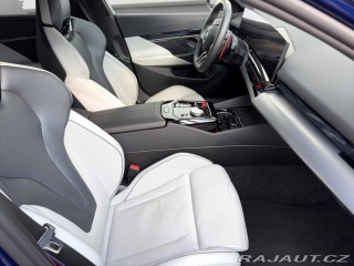 BMW M5 Touring 2025