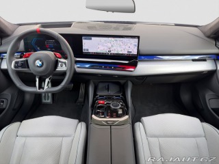 BMW M5 Touring 2025