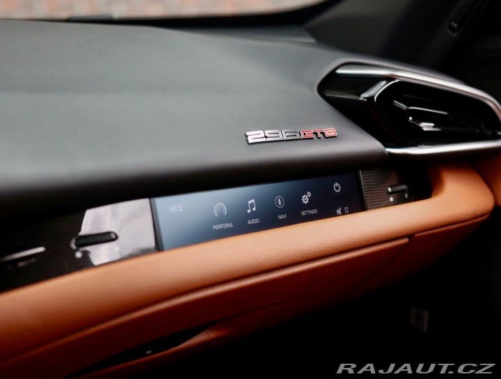 Ferrari 296 GTB ehybrid 610KW, AT, A 2023