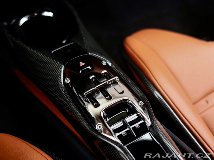 Ferrari 296 GTB ehybrid 610KW, AT, A 2023
