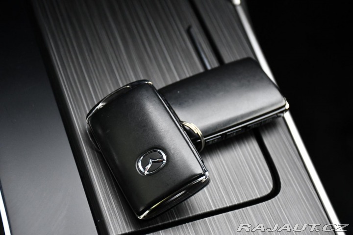 Mazda Ostatní modely CX-80 2.5L eSKYACTIV PHEV AWD H 2025