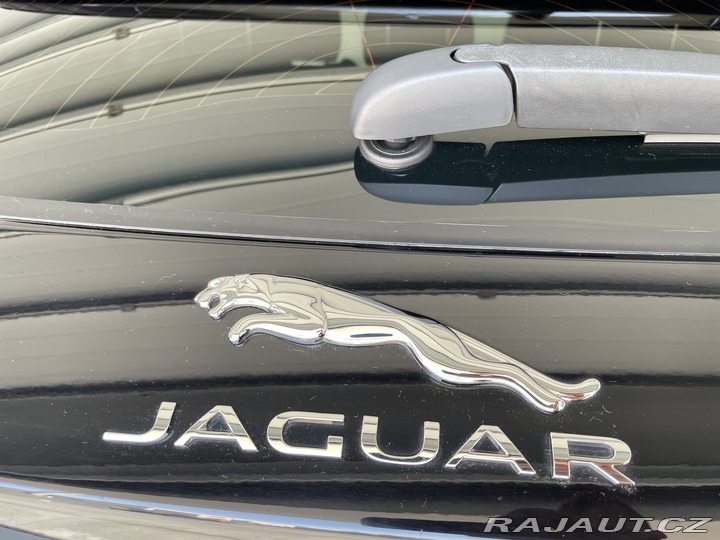 Jaguar E-Pace 2.0 R-Dynamic 2018