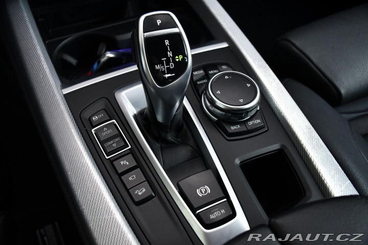 BMW X5 xDrive40d HUD ČR 2xALU 2016