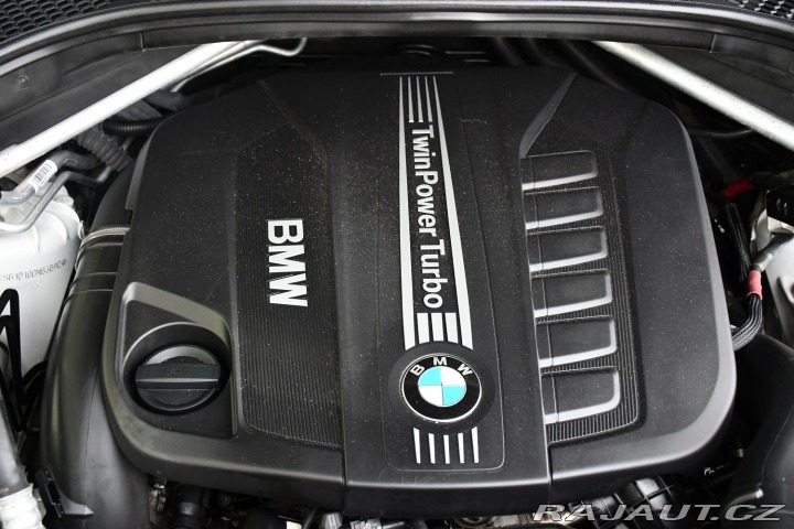 BMW X5 xDrive40d HUD ČR 2xALU 2016