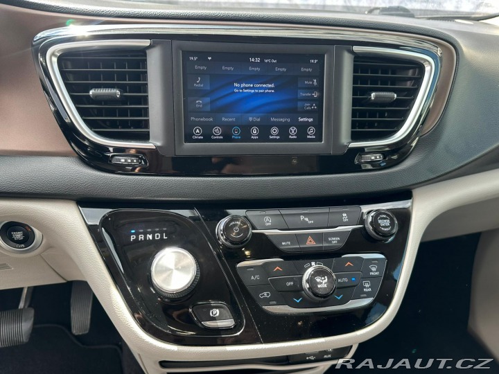 Chrysler Pacifica 3.6i, 214KW, BLIS 2019