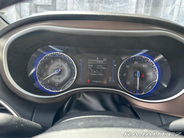 Chrysler Pacifica 3.6i, 214KW, BLIS 2019