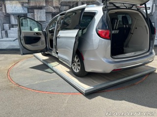 Chrysler Pacifica 3.6i, 214KW, BLIS 2019
