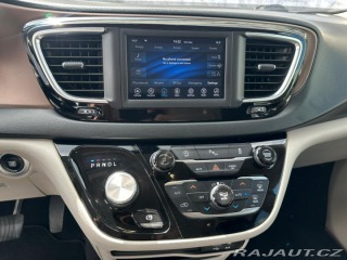 Chrysler Pacifica 3.6i, 214KW, BLIS 2019
