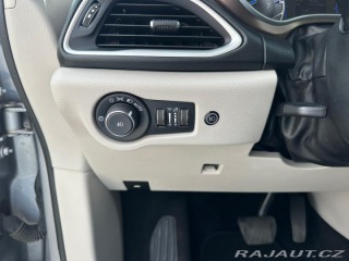 Chrysler Pacifica 3.6i, 214KW, BLIS 2019