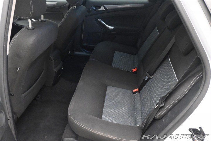 Ford Mondeo 2,0 TDCi 103 kW Manuál 2010