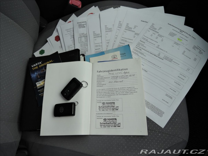 Toyota Prius 1,5 VVT-i THSII 1.maj. Se 2005