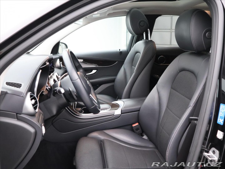 Mercedes-Benz GLC 2,0 200 4Matic DPH CZ 1.M 2022
