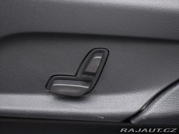 Mercedes-Benz GLC 2,0 200 4Matic DPH CZ 1.M 2022