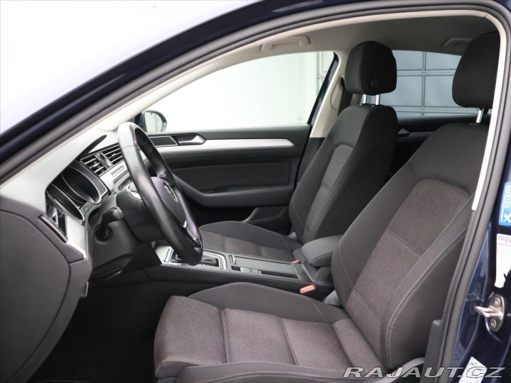 Volkswagen Passat 1.4 TSI 110kW LED DSG Taž 2016