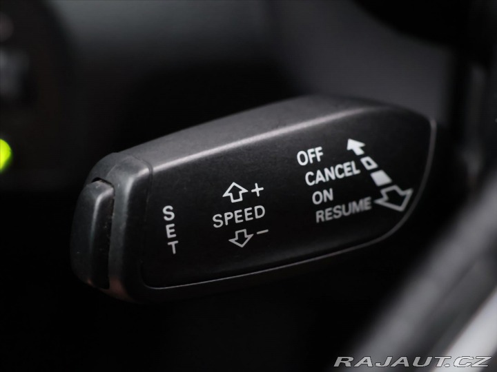 Audi Q3 2.0 TDI 130kW quattro S-L 2011