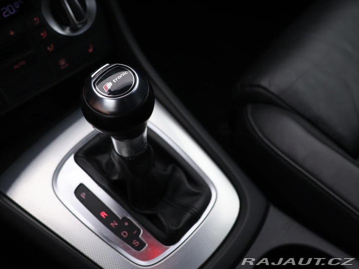 Audi Q3 2.0 TDI 130kW quattro S-L 2011