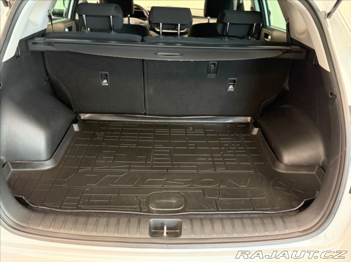 Hyundai Tucson 1,6 CRDI TRAVELLER TRICOL 2019