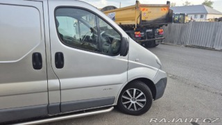 Renault Trafic 2,0   long 2010