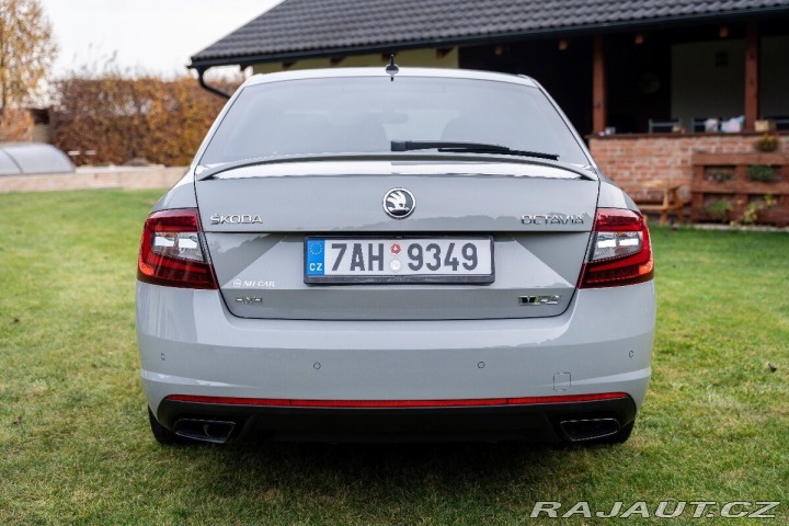 Škoda Octavia 2,0   RS TDI 4x4 DSG 1800