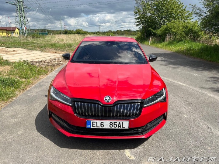 Škoda Superb Sportline iV 2021