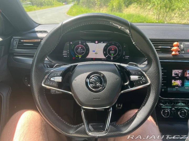 Škoda Superb Sportline iV 2021