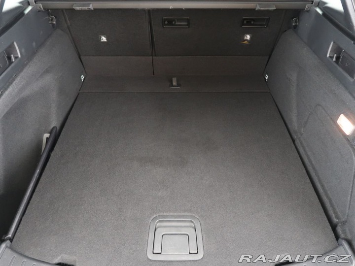 Toyota Corolla 2.0,Hybrid,CZ,1Maj,Comfor 2022