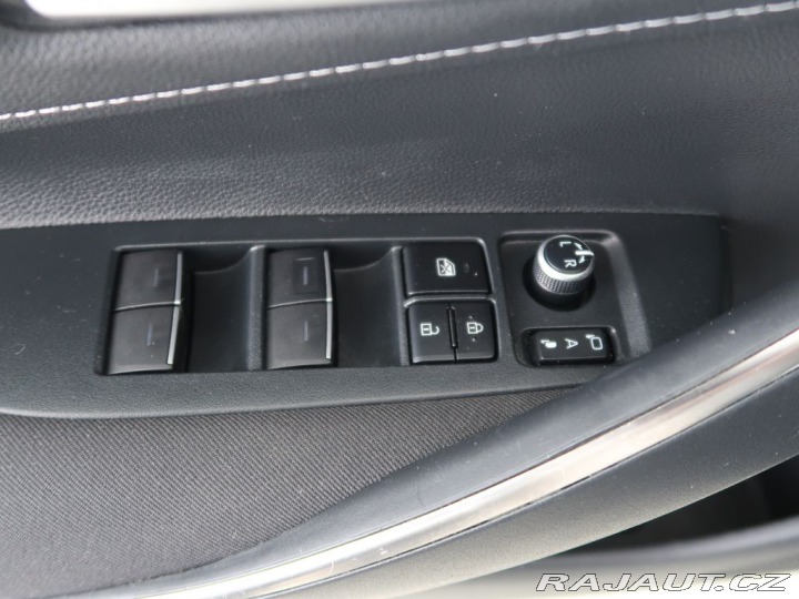 Toyota Corolla 2.0,Hybrid,CZ,1Maj,Comfor 2022