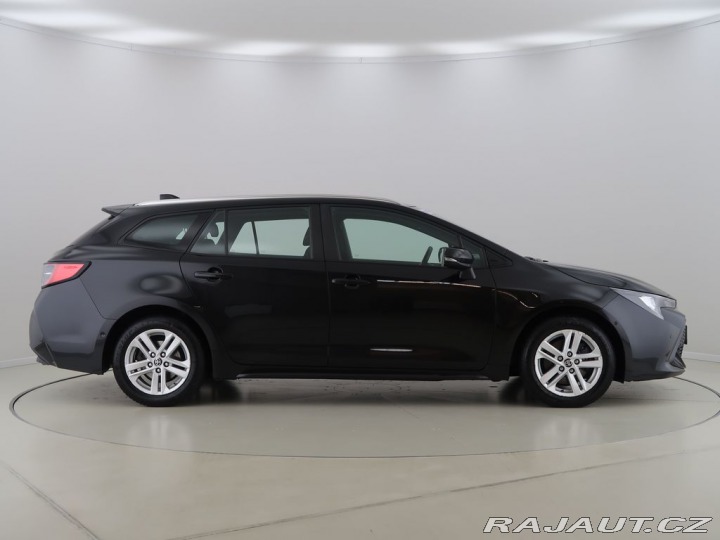 Toyota Corolla 2.0,Hybrid,CZ,1Maj,Comfor 2022