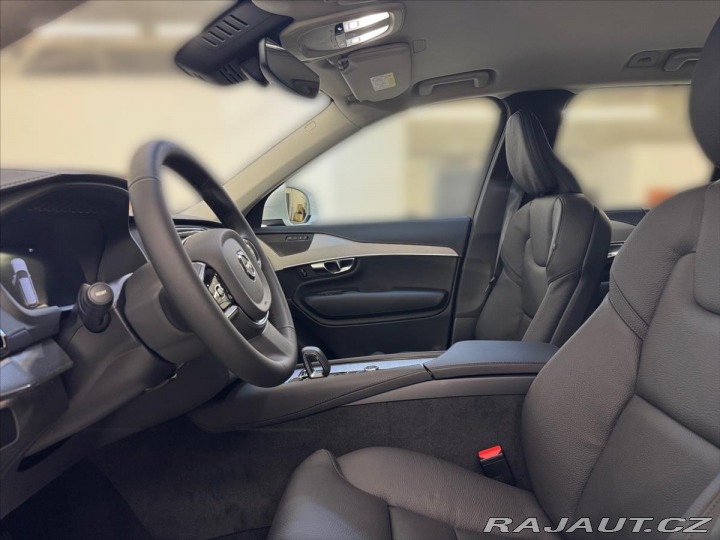 Volvo XC90 2,0 B5 AWD PLUS Bright 2024