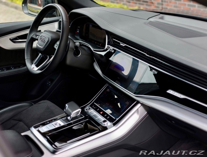 Audi Q8 60 TFSIe Quattro | Ťažné 2021