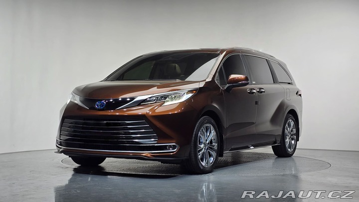 Toyota Ostatní modely SIENNA LIMITED 2.5 Hybrid 2023