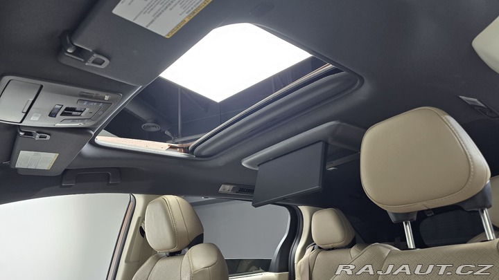 Toyota Ostatní modely SIENNA LIMITED 2.5 Hybrid 2023
