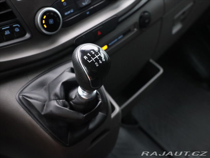 Ford Transit 2,0 EB 96kW L2 9-Míst CZ 2022