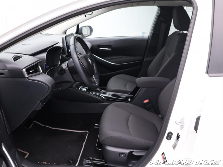 Toyota Corolla 1.8 Active E-CVT CZ 1.Maj 2023